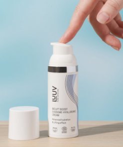 „BioLift“ veido kremas su egzosomomis ir hialurono rūgštimi