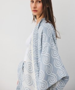 Bambukinis moteriškas kimono mėlynos spalvos